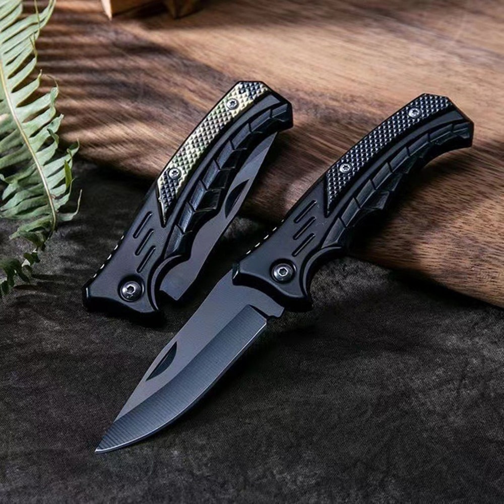 High Hardness Tactical Folding Knife Portable Wilderness Survival Tool