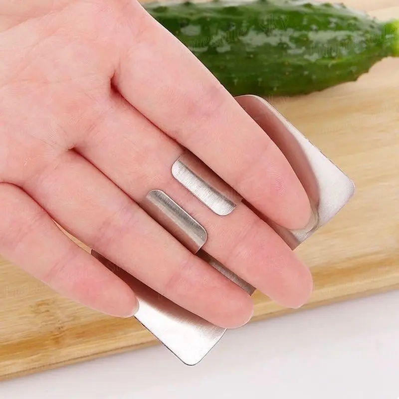 Safe Slice Stainless Steel Finger Guard For Cutting And Kitchen Prep 1