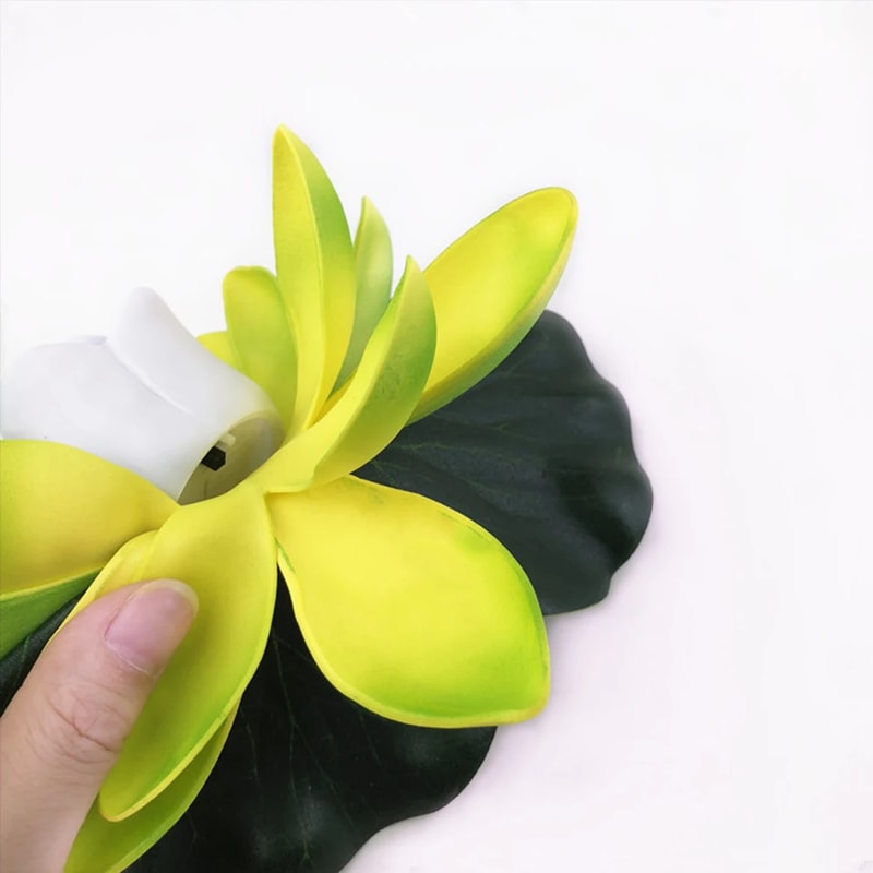 LED Waterproof Floating Lotus Light Battery Operated Artificial Lily Flower Night Lamp For Pond Poo 4