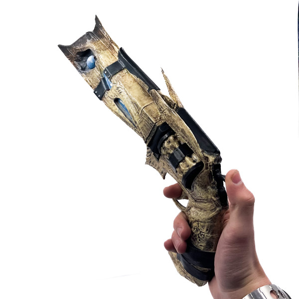 Thorn Wishes of Sorrow Ornament prop replica Destiny 2 by Blasters4Masters 3.jpg