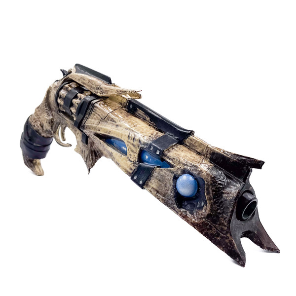 Thorn Wishes of Sorrow Ornament prop replica Destiny 2 by Blasters4Masters 9.jpg
