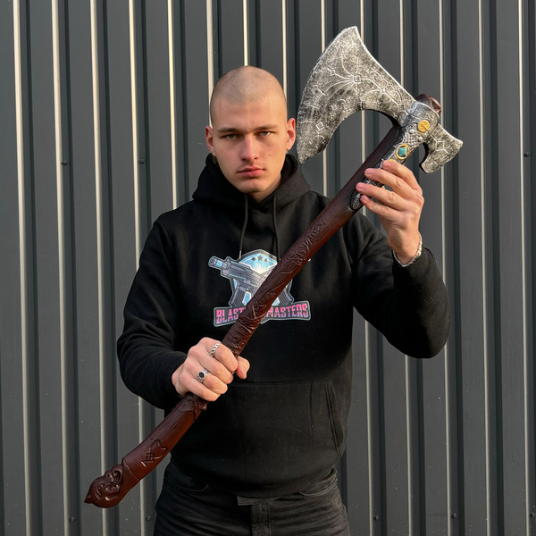Leviathan Axe prop replica by Blaster4Masters (5).jpg
