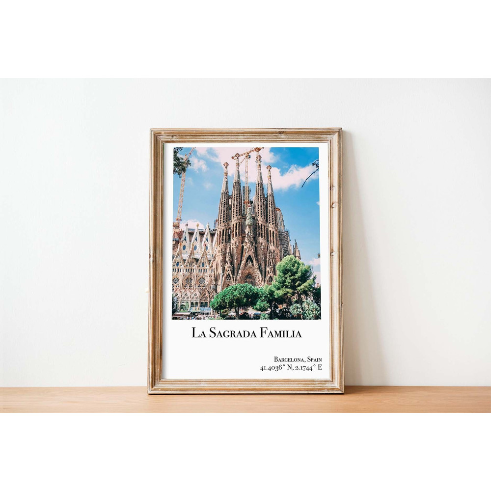 La Sagrada Familia poster sagrada familia barcelona poster sagrada familia basilica cathredal poster catholic church barcelona travel.jpg