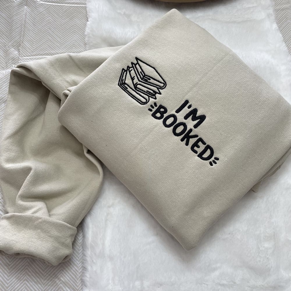 im-booked-embroidered-sweatshirt-gifts-for-her-custom-made-decorative-books-coffee-table-books-love-reading-vintage-clothing (1).jpg