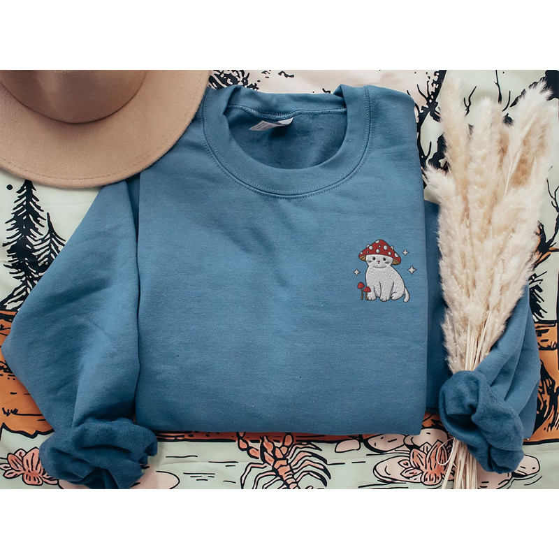 embroidered-mushroom-cat-sweatshirt-cute-cat-sweatshirt-cat-lover-gift-mushroom-sweatshirt-cat-mom-sweatshirt-cottagecore-shirt-.jpg