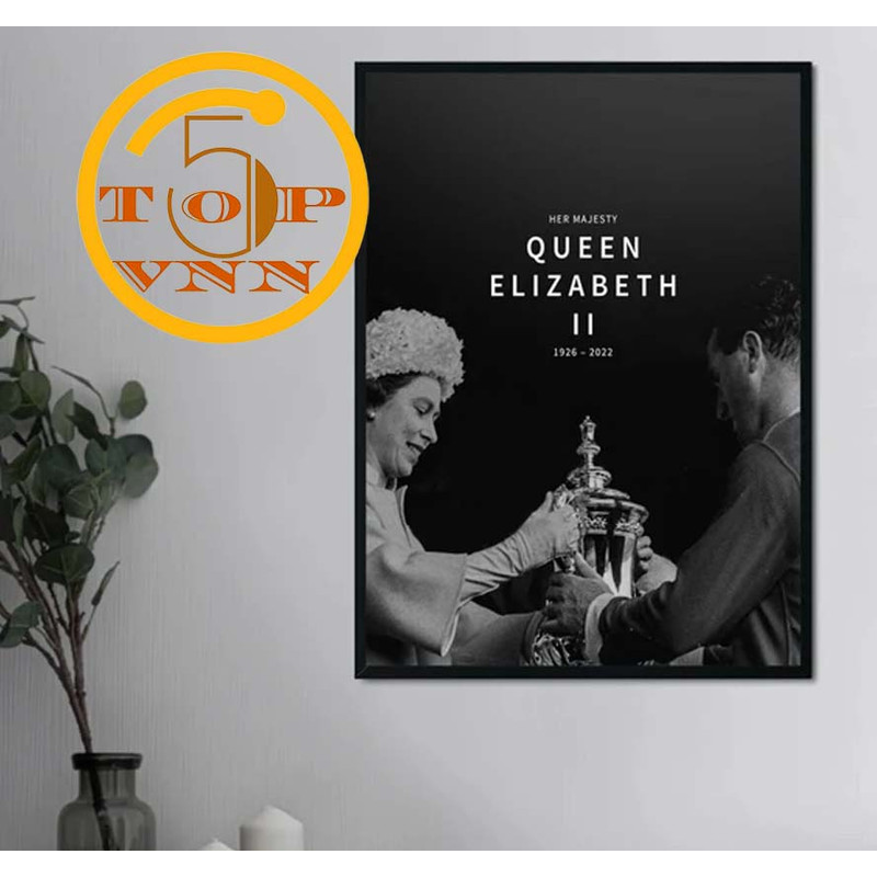 Rip Elizabeth II Queen Legend British Crown Poster Canvas.jpg