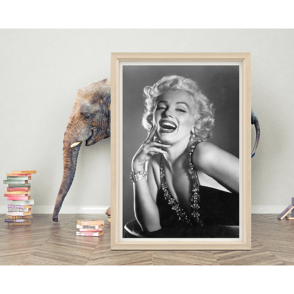 Marilyn Monroe Poster Wall Art High quality Canvas Cloth Marilyn Monroe Classic Smile Poster Print.jpg