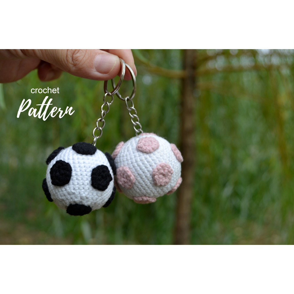 crochet keychain ball pattern.jpg