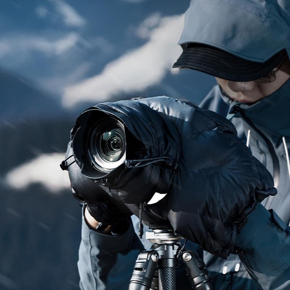 Camera Cold Weather Cover For DSLR Mirrorless Cameras With Waterproof Lens Protection 2