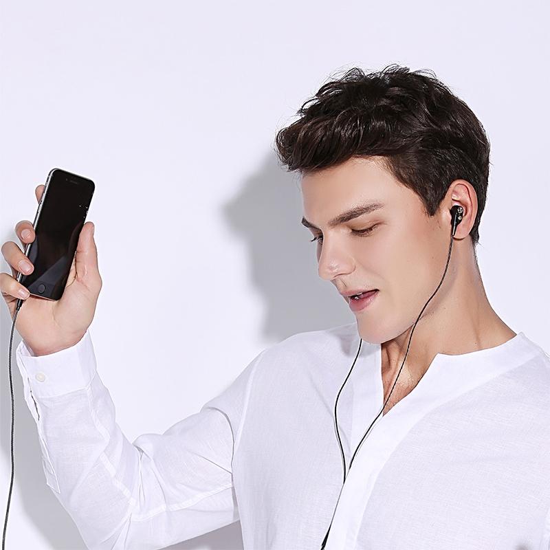 QKZ CK8 HiFi Earbuds With Quad Drivers HD Mic For Sports And Everyday Music 3