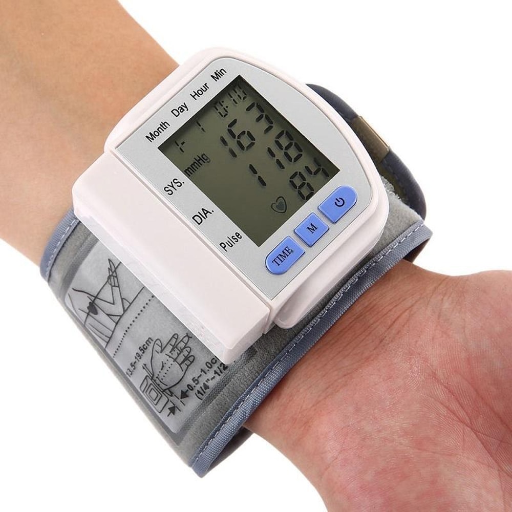 CK 102S Digital Wrist Blood Pressure Monitor With Heart Rate Tracking And Large LCD Display 4