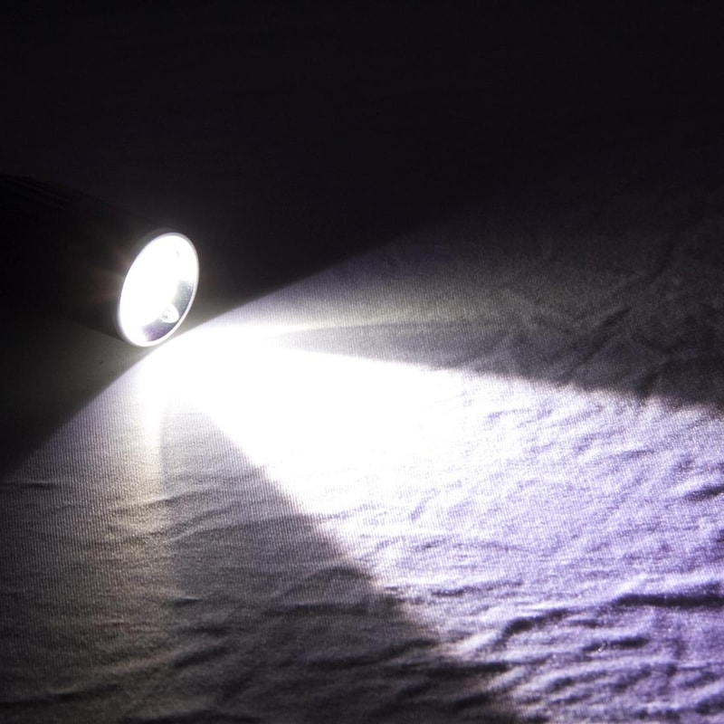 Premium Compact LED Zoom Flashlight White Light Tactical Torch For Outdoor Cycling Emergency 1
