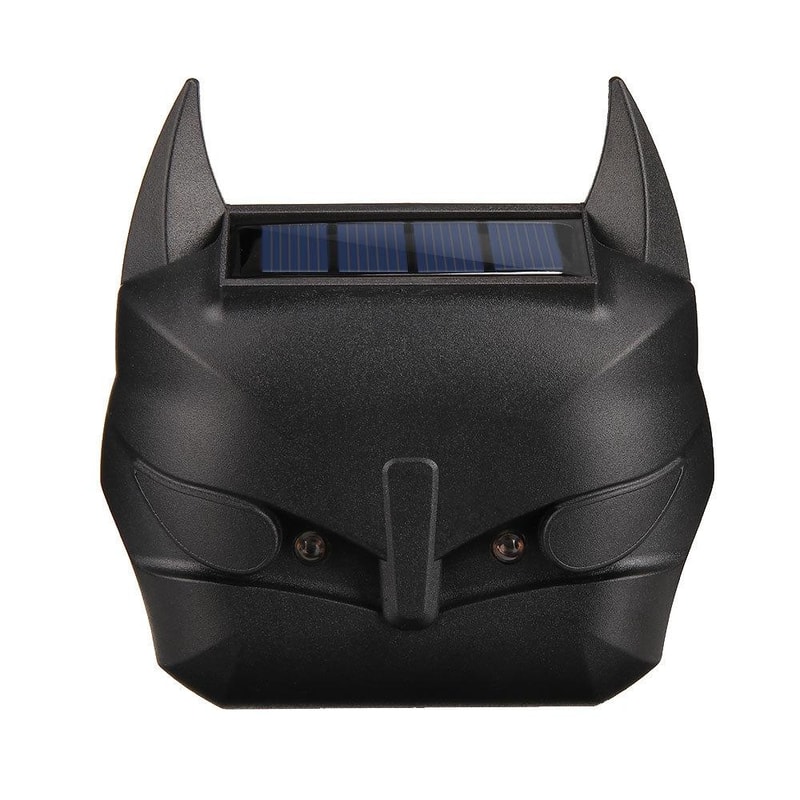 Solar Ultrasonic Animal Repeller With Red Flashing LED Mouse Rodent Deterrent 3