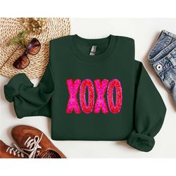 xoxo shirt, xoxo valentines shirt, valentines day shirt, valentines day sweatshirt, valentines matching sweatshirt, coup