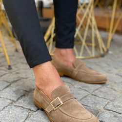 men's handmade beige suede single buckle strap shoes
