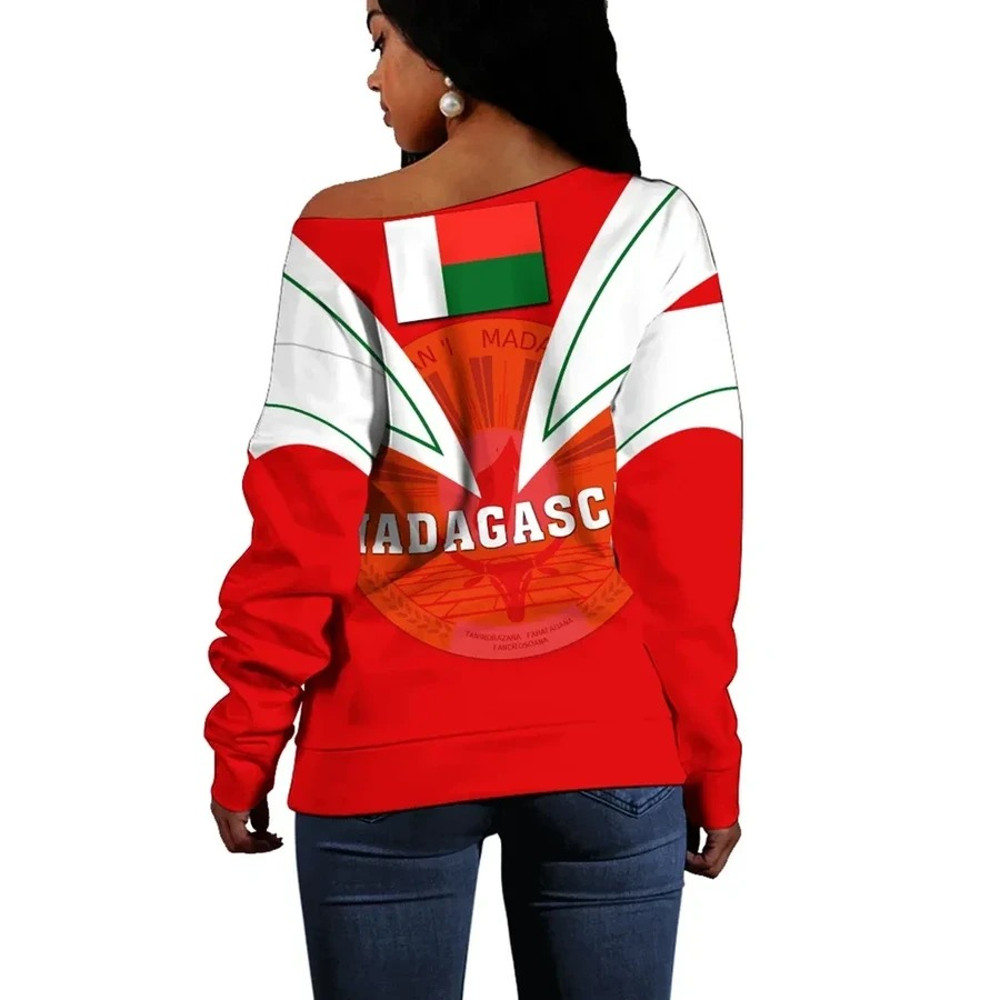 Madagascar Women Off Shoulder Tusk Style, African Women Off Shoulder For Women