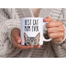 funny cat mug, best cat mom ever, whimsical peekaboo design, perfect gift for cat lovers, tabby cat gift, kitty cat mugs