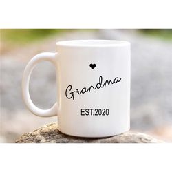 grandma mug, pregnancy announcement, mom promoted to grandma, customised mug, personalised gift, custom estimate year