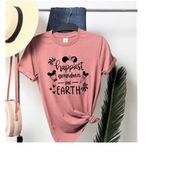 happiest grandma on earth| disney vacation mom's tee-shirt