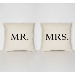 mr and mrs pillow case set wedding gift