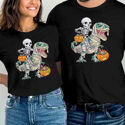 skeleton riding mummy dinosaur t-shirt, halloween t-shirt, halloween party tee, mens grey raglan tee, funny halloween me