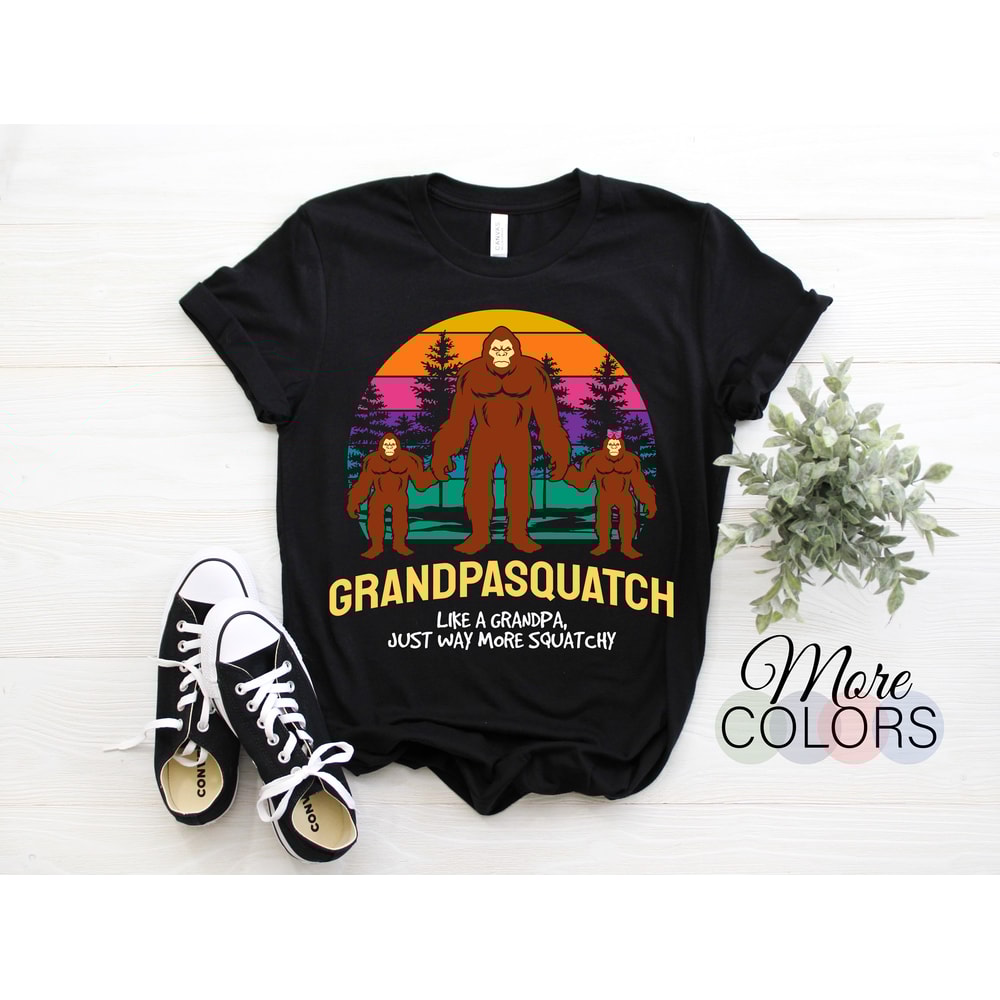 Grandpa Squatch Like A Grandpa Just Way More Squatchy Retro Vintage T-Shirt, Funny Bigfoot Design Shirts Dad Birthday Father's Day Christmas.jpg