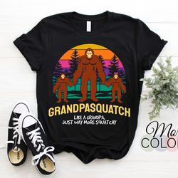 grandpa squatch like a grandpa just way more squatchy retro vintage t-shirt, funny bigfoot design shirts dad birthday fa