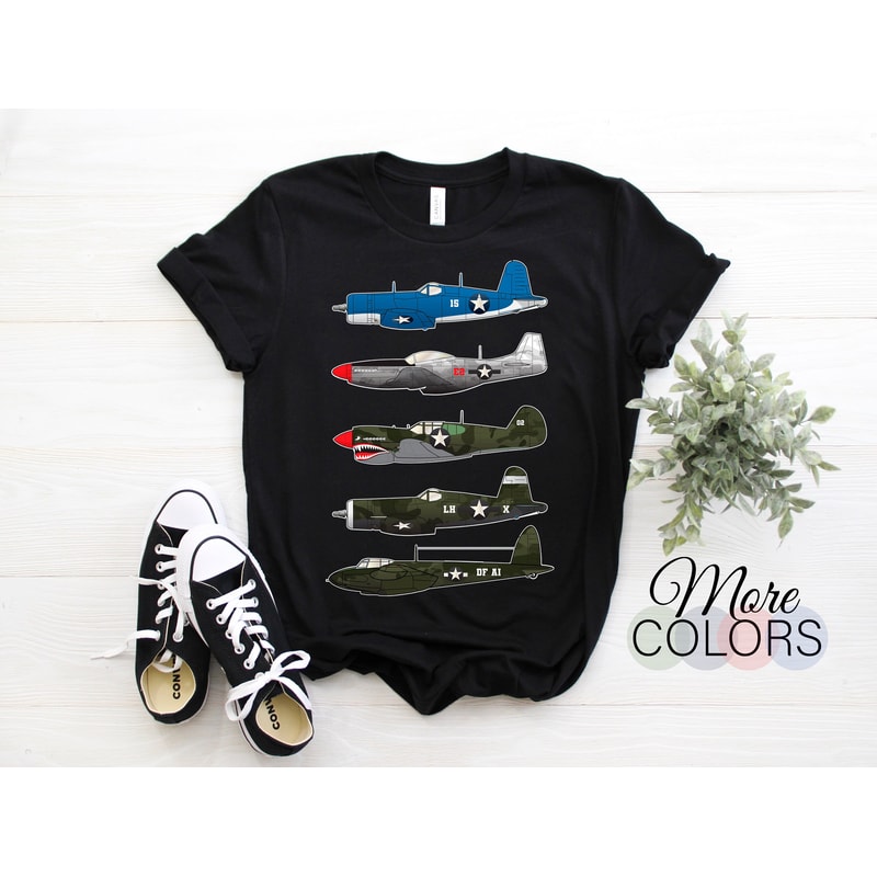 WW2 Warbirds American WW2 planes P51 Mustang, F4U Corsair, B-17 Flying Fortress, P40 Warhawk and P47 Thunderbolt T-Shirt, Old Plane Gifts,.jpg