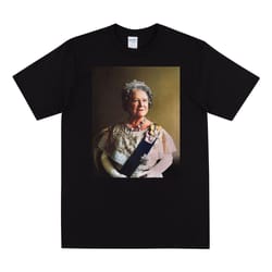 queen mother t-shirt, royal family t shirt, queen elizabeth's mother, king charles grandmother, tshirt inspired by the b