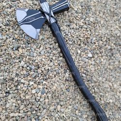 thor stormbreaker axe, thor axe, reall strombreaker replica, thor cosplay weapon