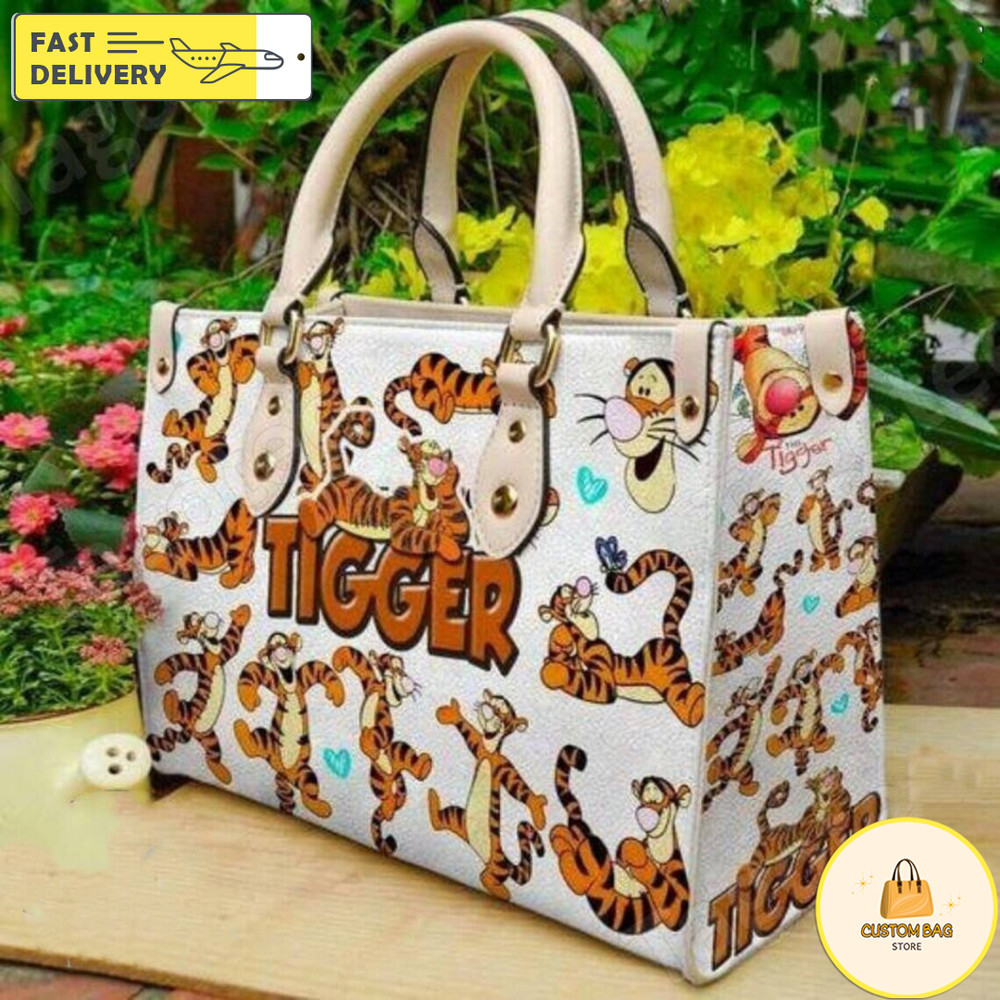 Tigger Leather Handbag, Custom Tigger Woman Purse, Tigger Lovers Handbag.jpg