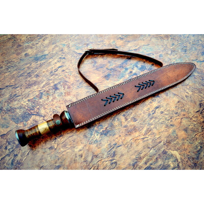 Beautifull Damascus Sword.jpg
