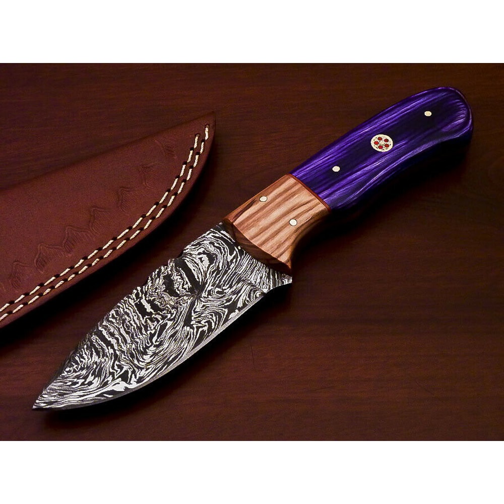 Fantstic Damascus Knife.jpg