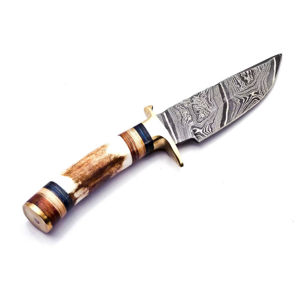 Superb Damascus Knife.jpg