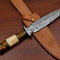 Beautifull Damascus Knife.jpg