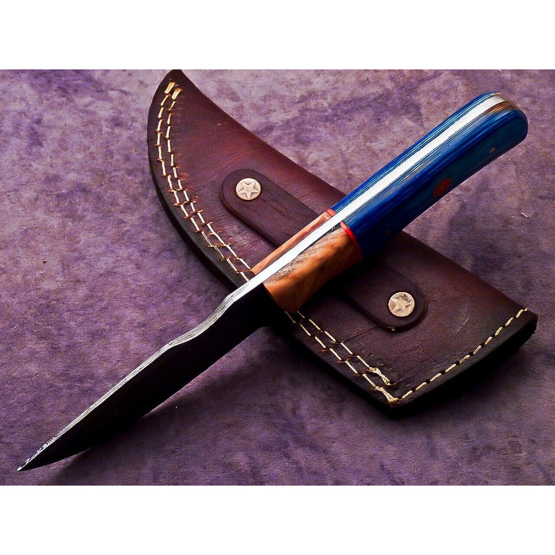Damascus Steel Knife.jpg