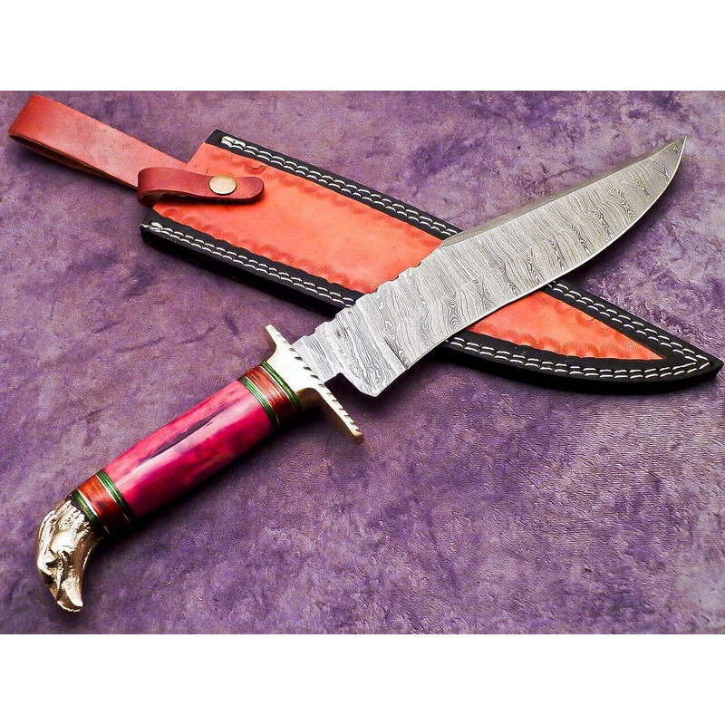 Beautifull Damascus Knife.jpg