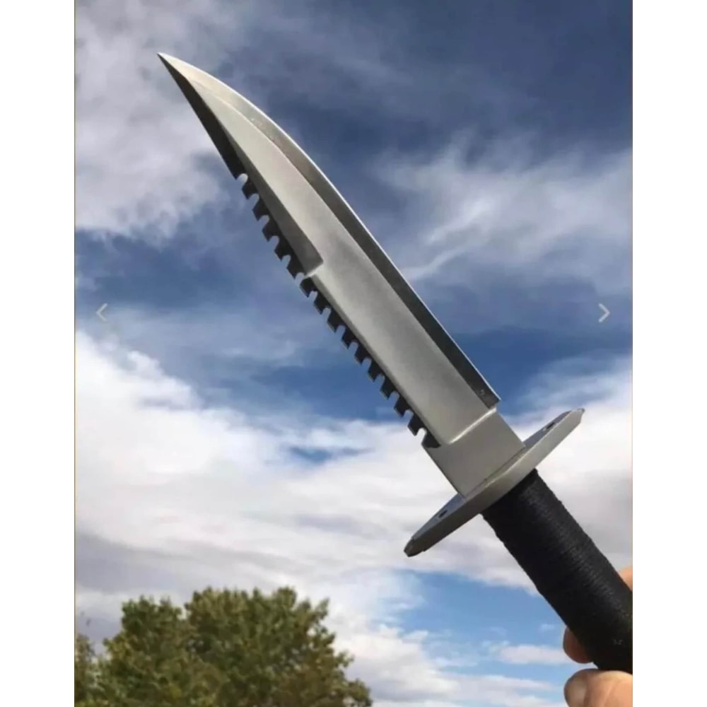 Handmade D2 Steel Survival Knife Tribute Design With Classic Outdoor Styling 0
