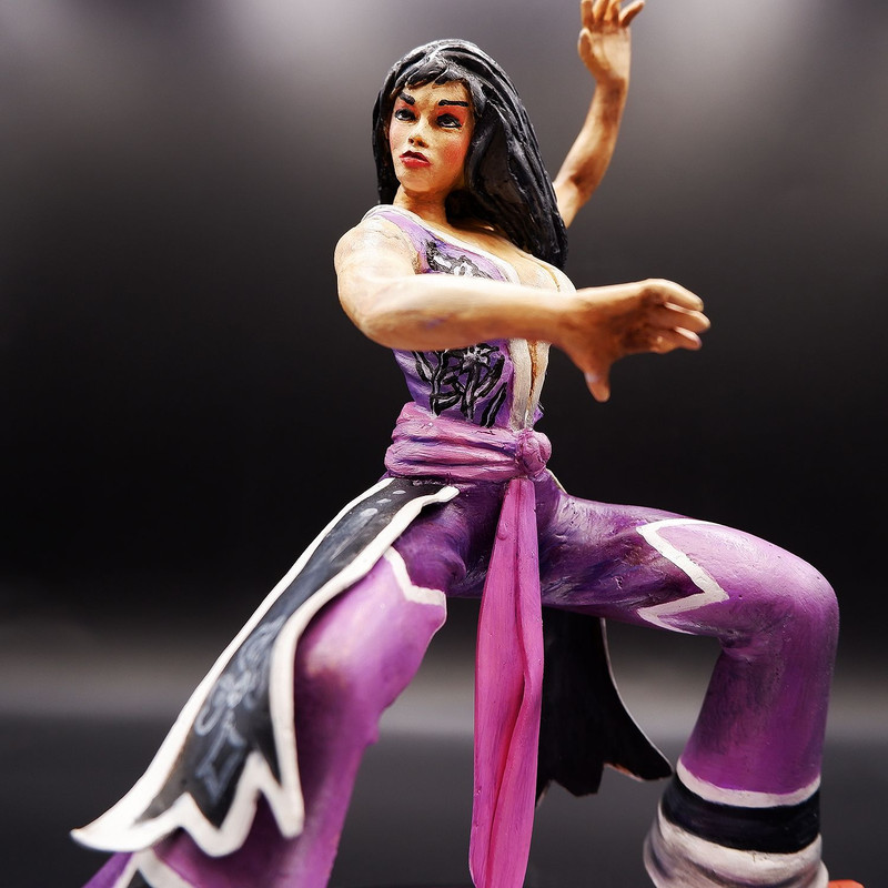 Figure 16 Li Mei Mortal Kombat Deadly Alliance Statue Toy 7