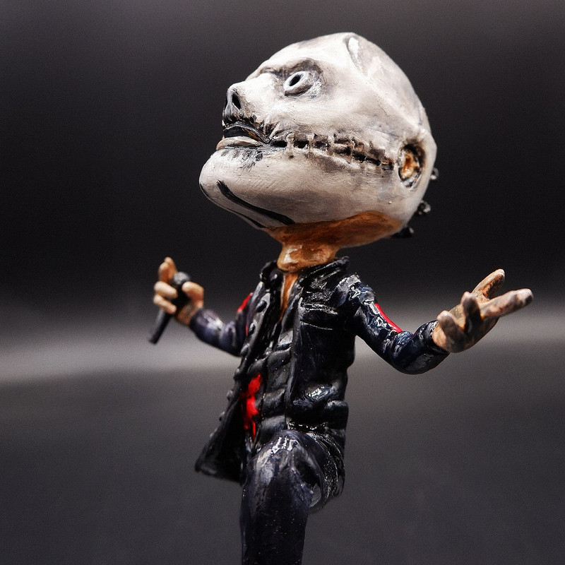 Figure 110 Slipknot Corey Taylor 3