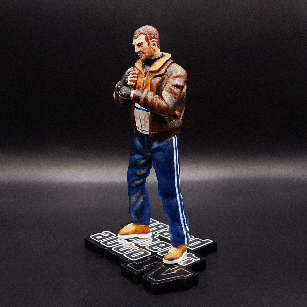 Statue Figure Figurine Niko Bellic From GTA IV 16 5