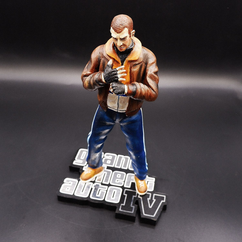 Statue Figure Figurine Niko Bellic From GTA IV 16 6
