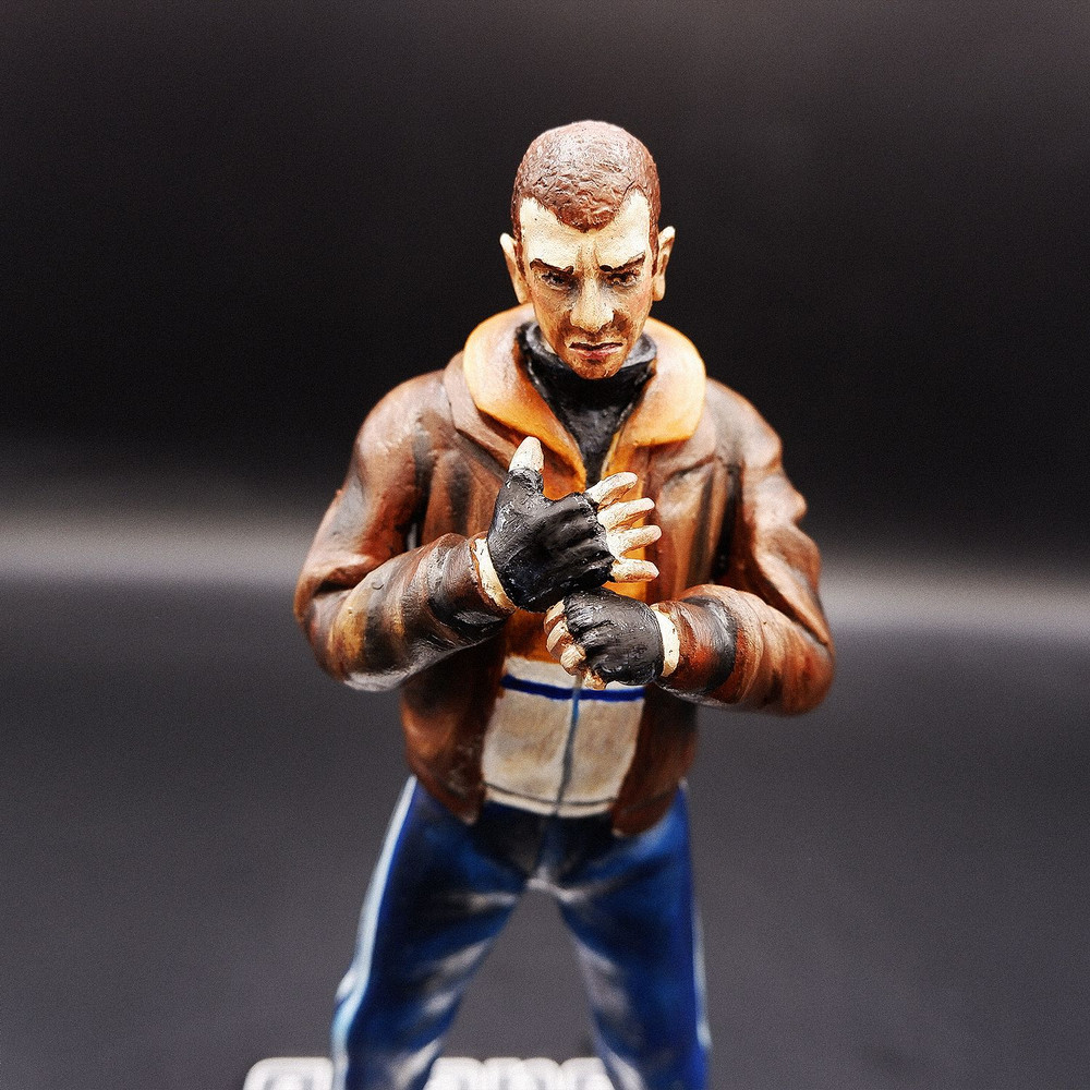 Statue Figure Figurine Niko Bellic From GTA IV 16 7