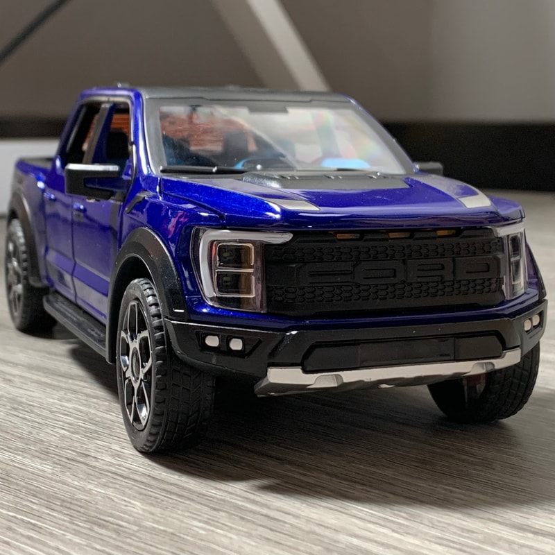 Alloy Diecast Ford Raptor F150 Pickup Truck Toy Car, Doors Opened Pull Back, Sound and Light Model Car for Boys