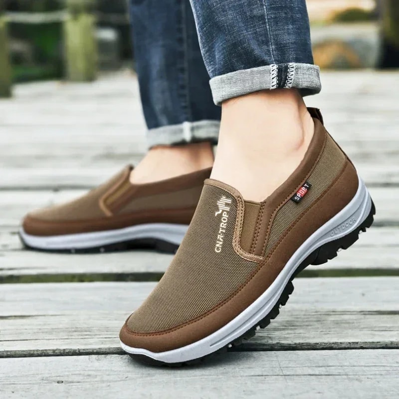 Casual Sneakers Men Shoes NonSlip Slip On Loafers Soft Sole Vulcanized Shoes For Comfortable Water 1