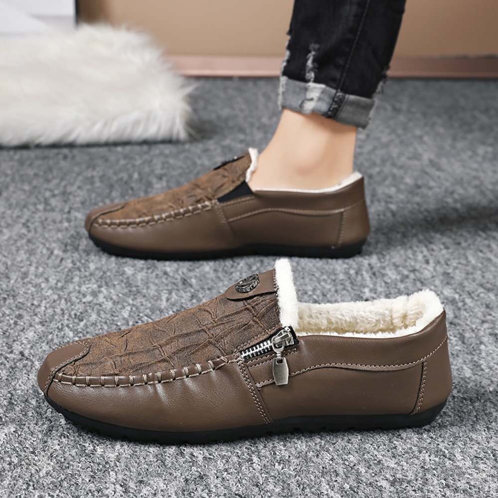 Plush Winter Leather Casual Shoes Comfortable Loafers Lightweight Driving Slipon Shoes For Men Lazy 2