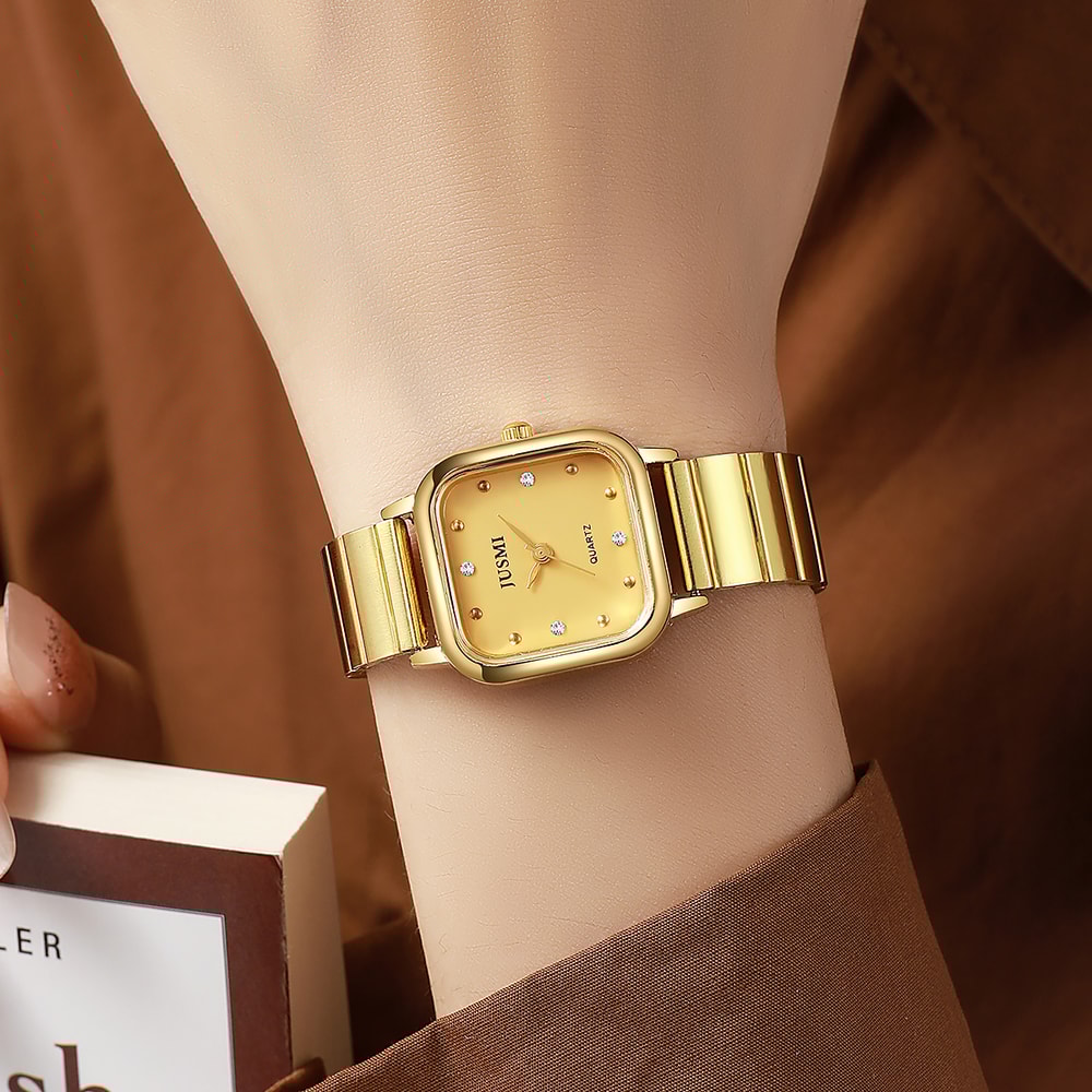 Ladies Quartz Watch Fashionable Alloy Design Ideal For Halloween And Christmas Gifts 1