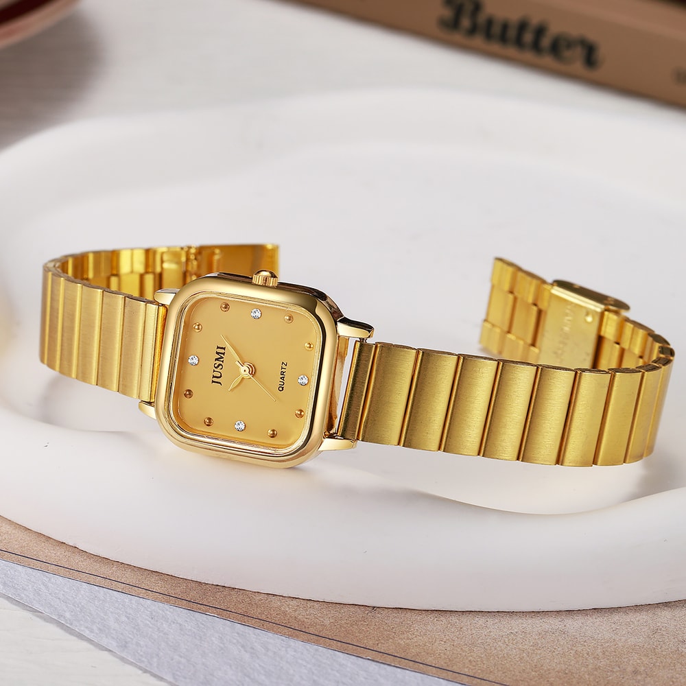 Ladies Quartz Watch Fashionable Alloy Design Ideal For Halloween And Christmas Gifts 4