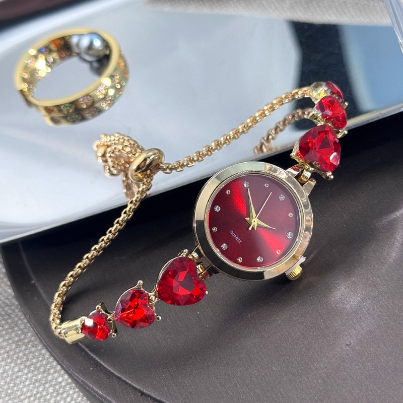 Mixed Scale Simple Light Luxury Ladies Quartz Watch Three HeartShaped DiamondEncrusted Bracelet Rou 3
