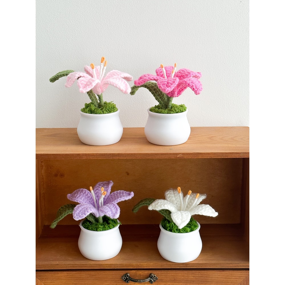 Delicate Crochet Woven Flowers Pot HandKnitted Lily Potted Gift For Mother Day 1